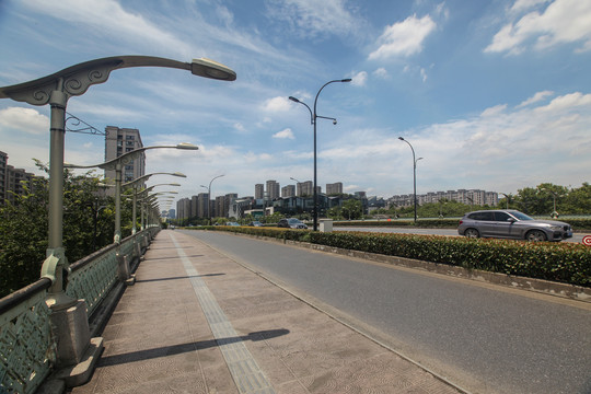 杭州运河河畔街景