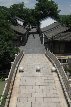 杭州运河河畔街景