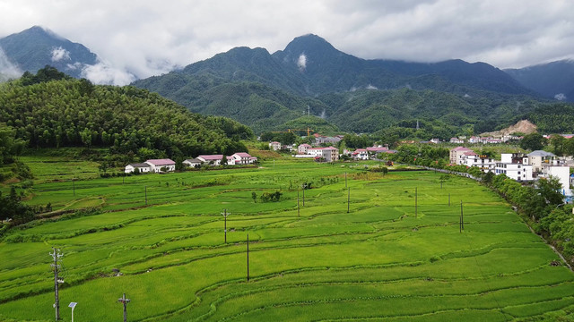 航拍武功山文家村