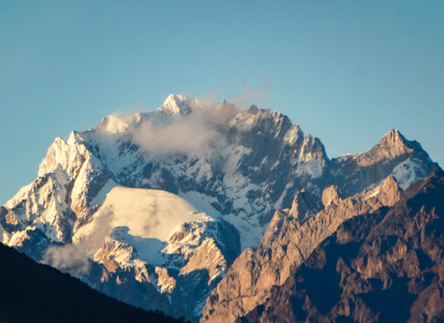 玉龙扇子陡峰