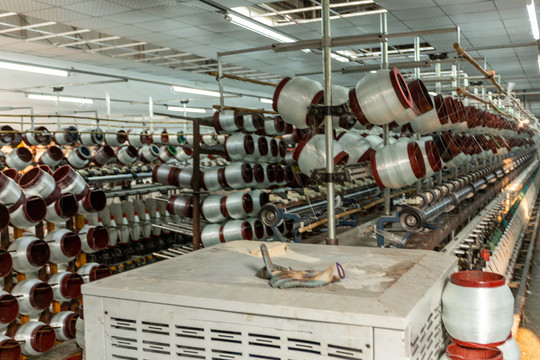 玻纤网格布成产工厂织布