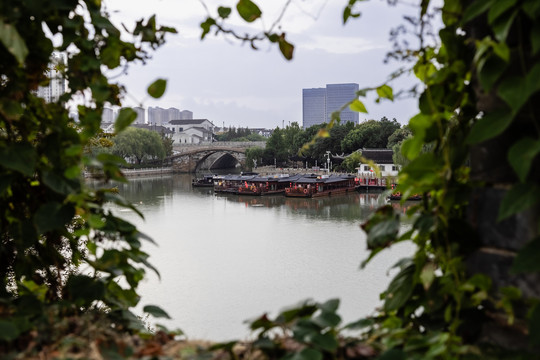 觅渡桥景区