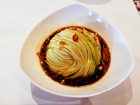 山西美食大同凤临阁养生葫芦丝
