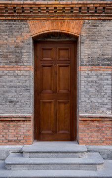 老上海建筑房门