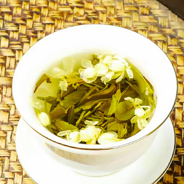 茉莉花茶茶汤特写