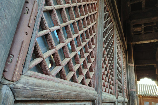 北京智珠寺大殿建筑结构榫卯窗棂