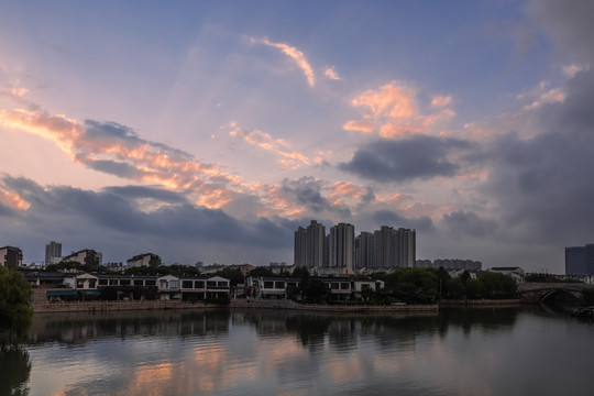 觅渡桥景区
