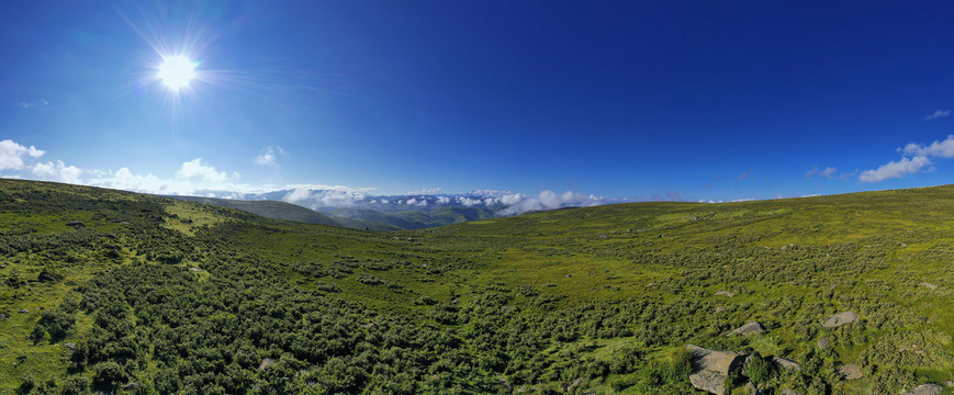 川西草原风光宽幅全景图