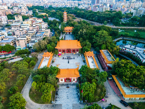 深圳龙岗的龙兴寺航拍