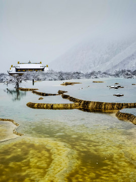 黄龙初雪