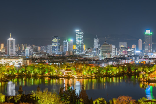 济南大明湖市区夜景