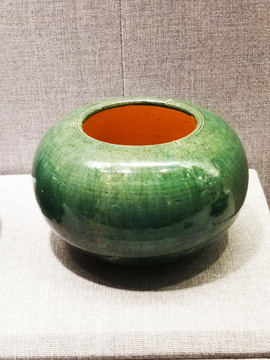 蓝釉钵