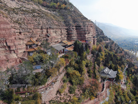 航拍青海西宁北山北禅寺土楼观