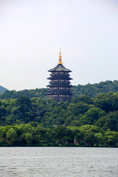 杭州西湖雷峰塔