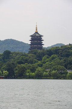 杭州西湖雷峰塔