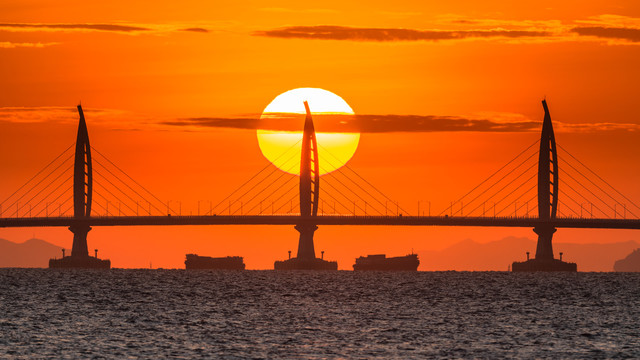 港珠澳大桥海豚塔日出顶日