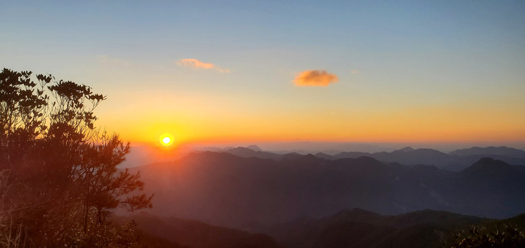 高山日出