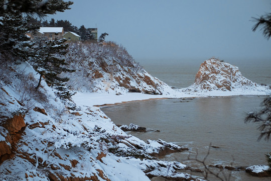 威海风光雪中海岛