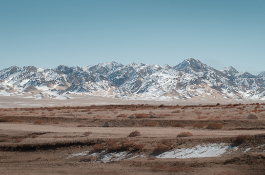 高原雪山