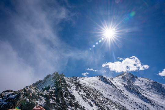 高原雪山