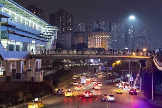 夜景交通天桥