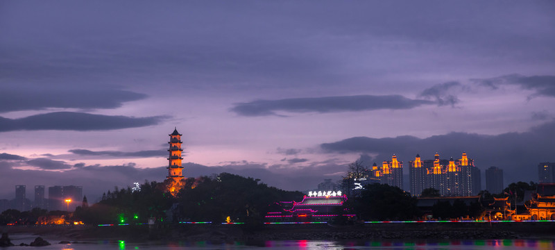 江边夜景历史纪念馆