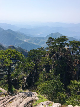 九华山顶峰