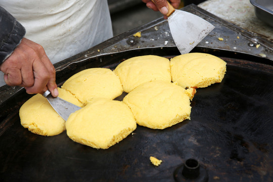 玉米面饼