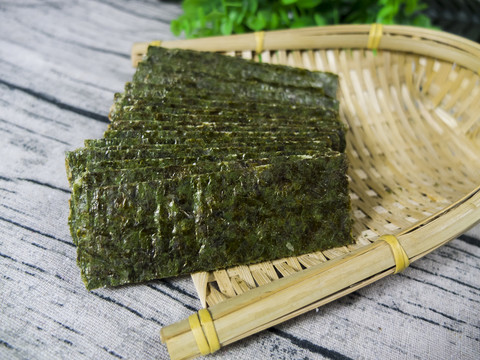 芝麻夹心海苔零食