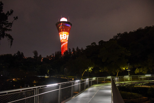 厦门山海健康步道狐尾山段夜景