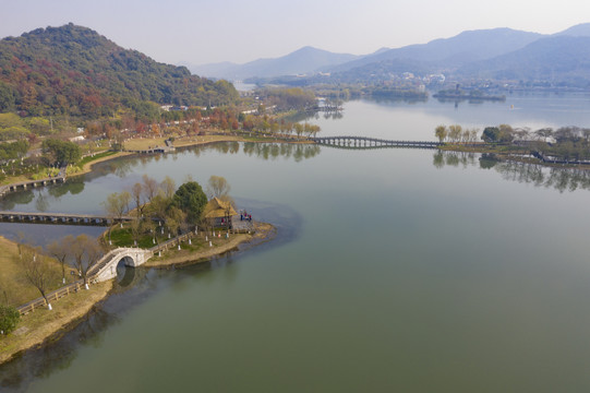 杭州湘湖水街航拍秋色