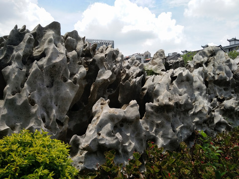 假山