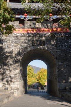 大理古城苍山门