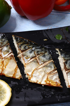 日式烤青花鱼