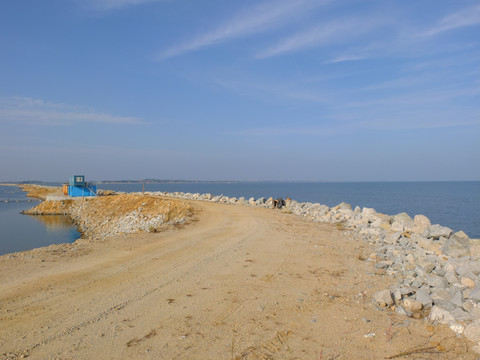海参养殖围圈围坝