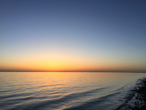 青海湖夕阳落日