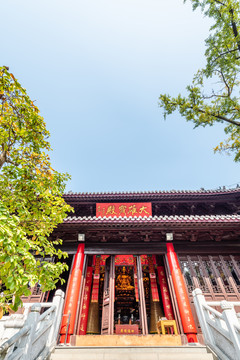 中国南京灵谷寺的大雄宝殿