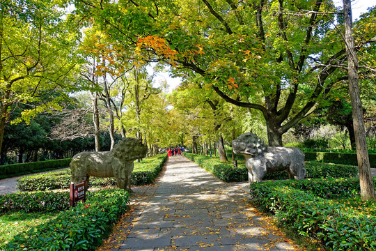 石象路神道