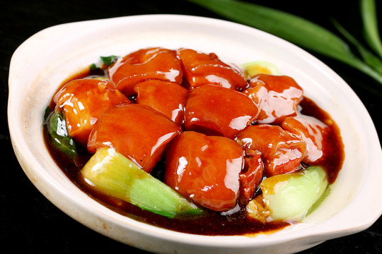 煲仔红烧肉