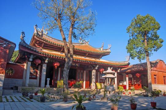 九日山延福寺神运殿风景