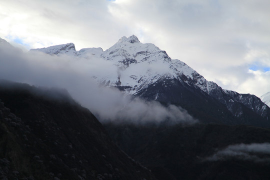 雪山一角