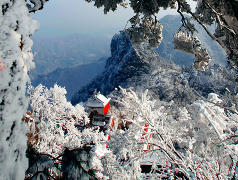 武当山铜殿雪景
