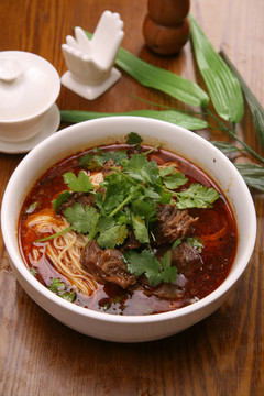 红烧牛肉面