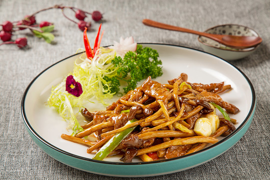 茶树菇牛柳