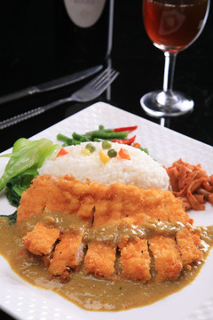 咖喱猪扒饭