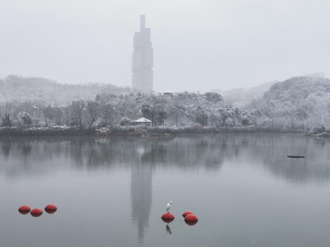 雪中的贵阳201大厦