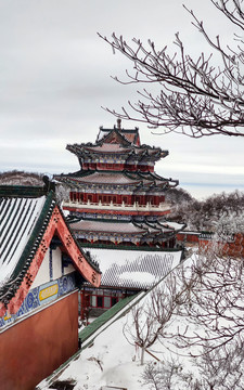 张家界天门山雪景