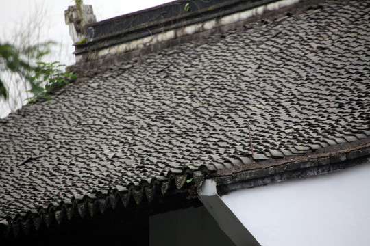 白墙灰瓦