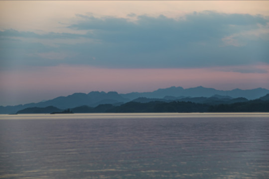 水墨千岛湖