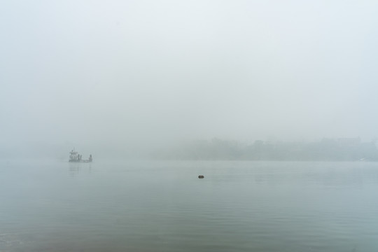 雾里渠江